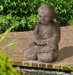 Betender Shaolin Monch Aus Beton 42Cm