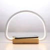 Led-Lampe Mit Touchsteuerung Und Induktiver Ladefunktion